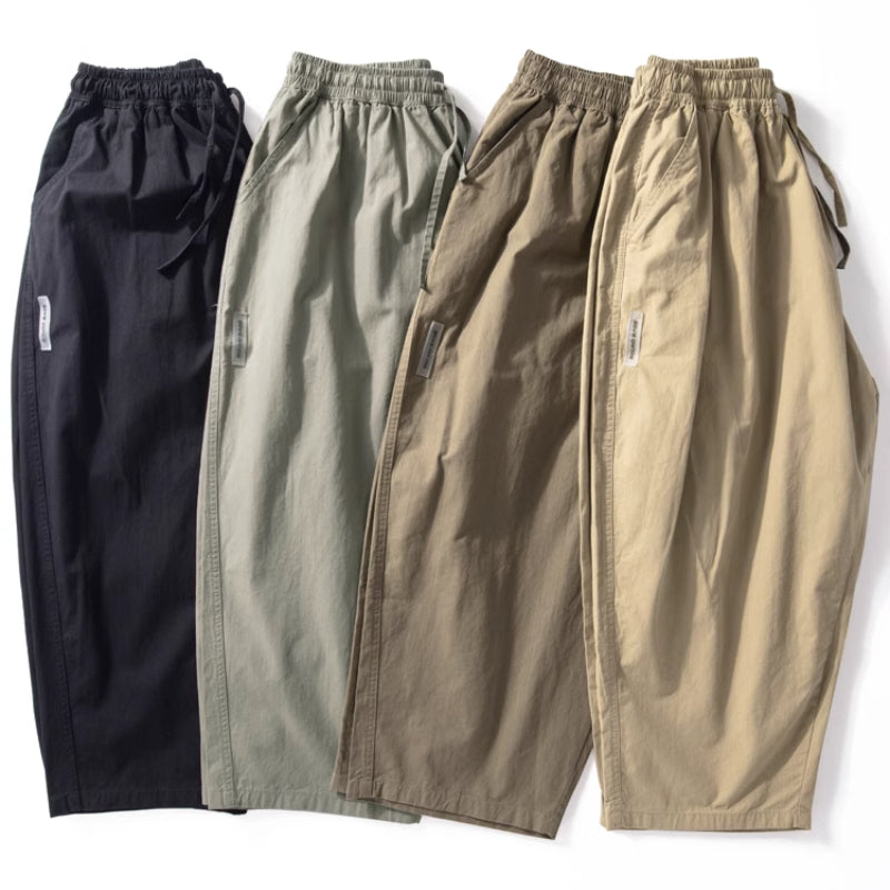 Japanische Karottenhose mit weitem Bein und lockerem Sitz