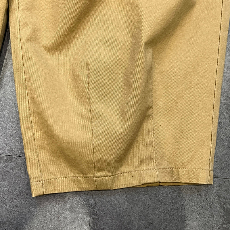 Japanische Weite Hosen mit weitem Bein