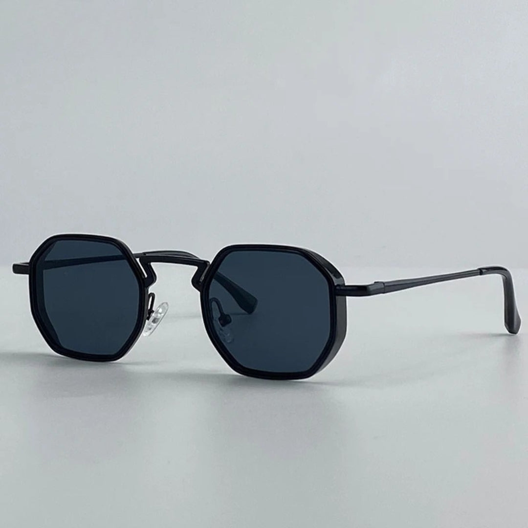 Daniel - Small Frame Hexason