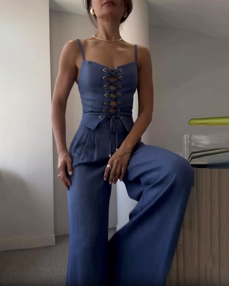 Romina - Zweiteiliges Ensemble mit einem Oberteil zum Binden mit schmalen Trägern und einer fließenden weiten Hose