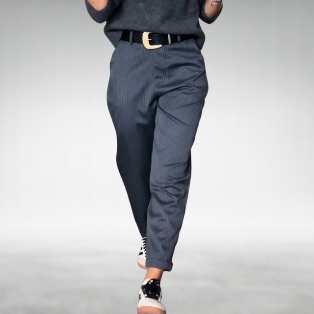 STACY - STILVOLL GESCHNITTENE HOSEN