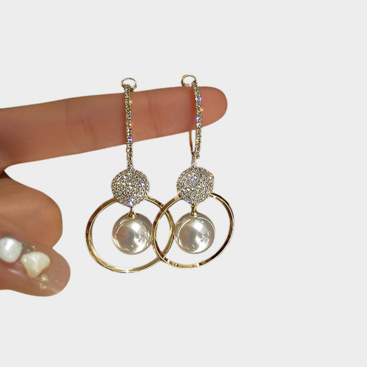 Luxus-Ohrringe mit Zuchtperlen und Zirkonias