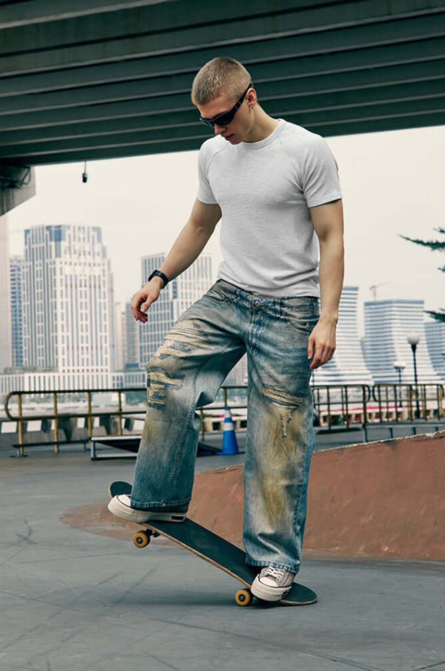Cem - Basic Altes Geld T-Shirt