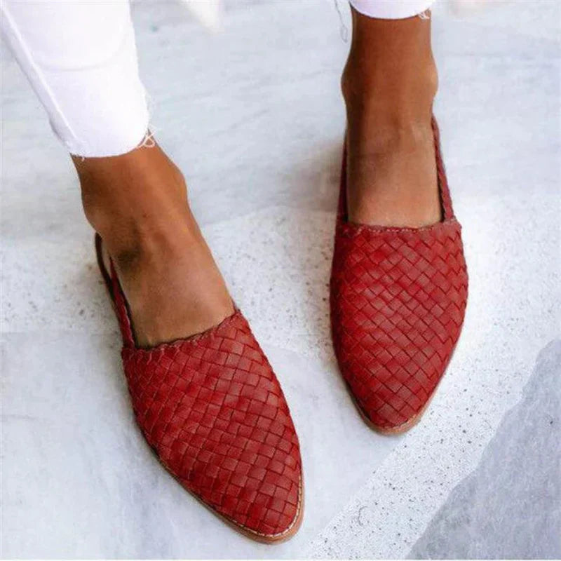 Cleo - Stilvolle Woven Slip-On Flats