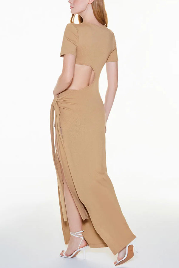 Mille - Langes Kleid mit Schlitz und Seitenknoten