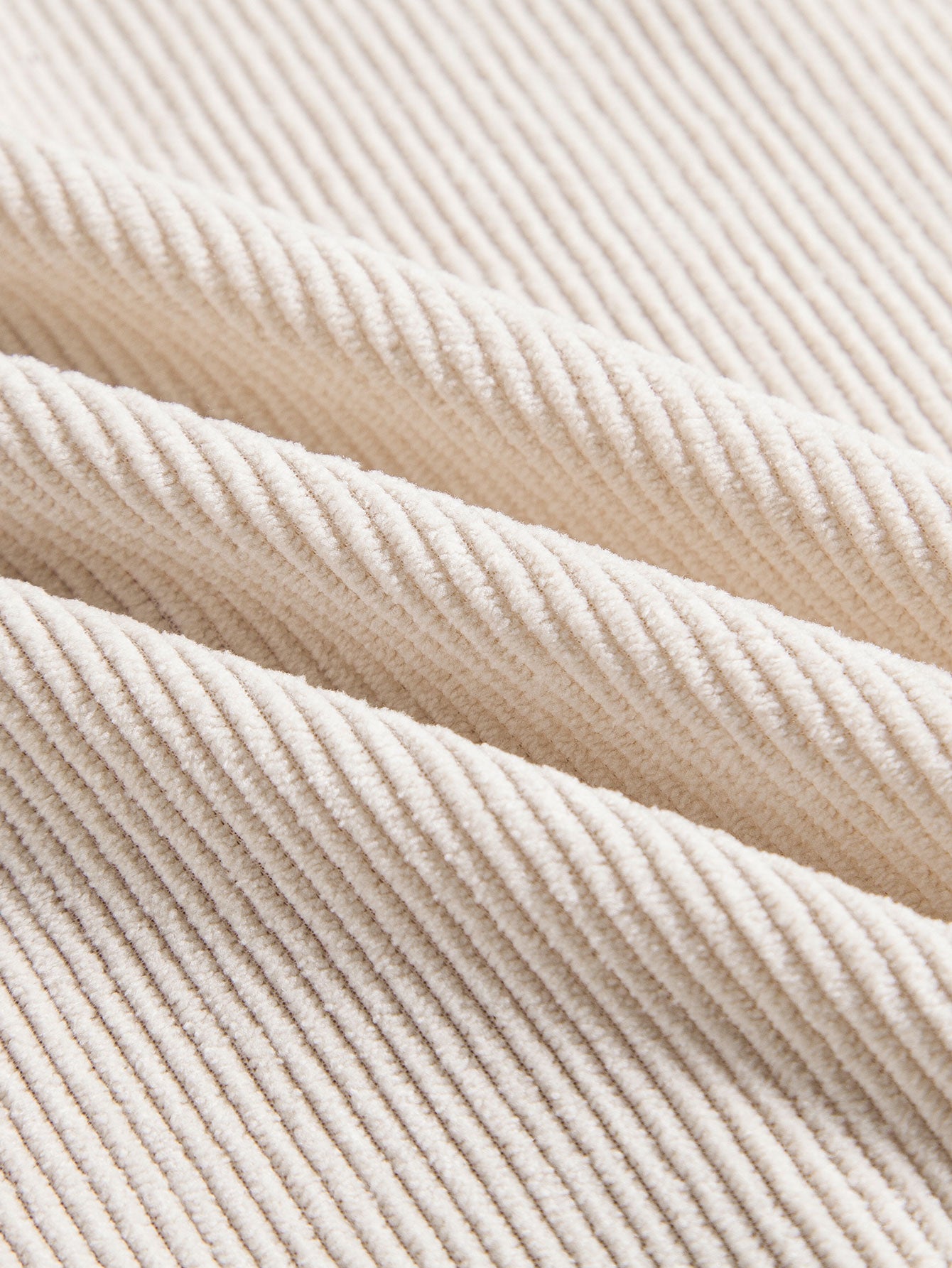 Kordhemd mit Knöpfen und kurzen Ärmeln