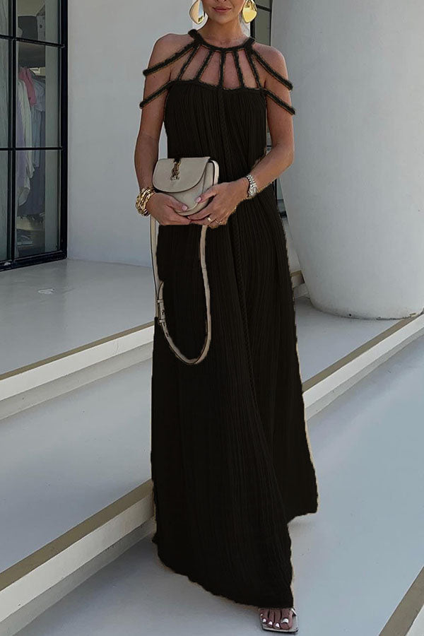 Polina - Plissiertes langes Kleid mit Seilgeflecht und kunstvollem Ausschnitt