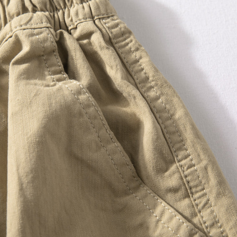 Japanische Karottenhose mit weitem Bein und lockerem Sitz