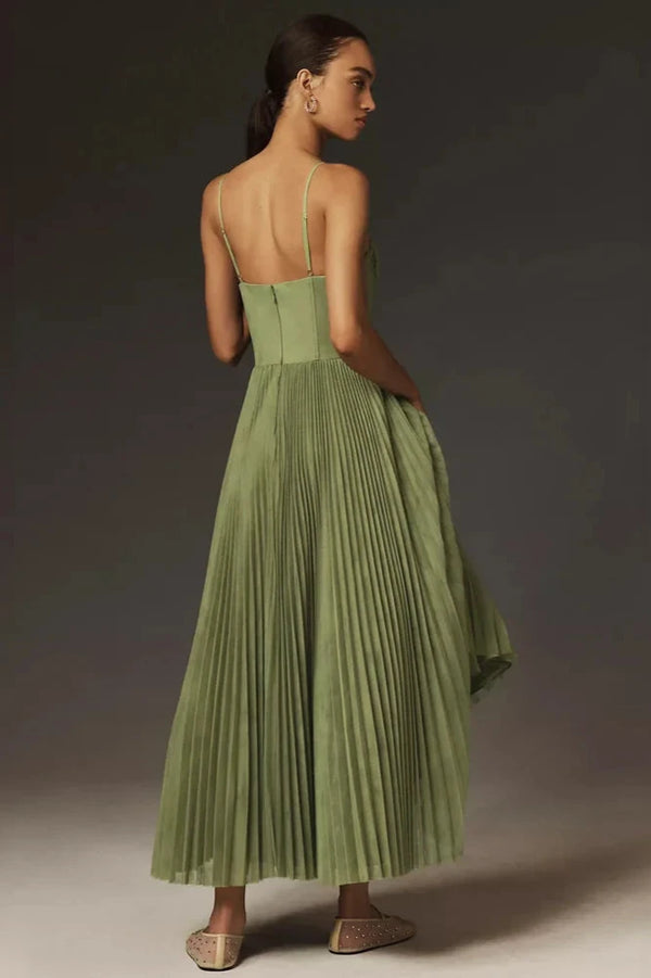 Elowen - Elegantes Plisseekleid aus Tüll