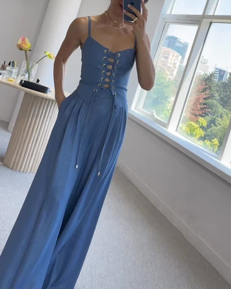 Romina - Zweiteiliges Ensemble mit einem Oberteil zum Binden mit schmalen Trägern und einer fließenden weiten Hose