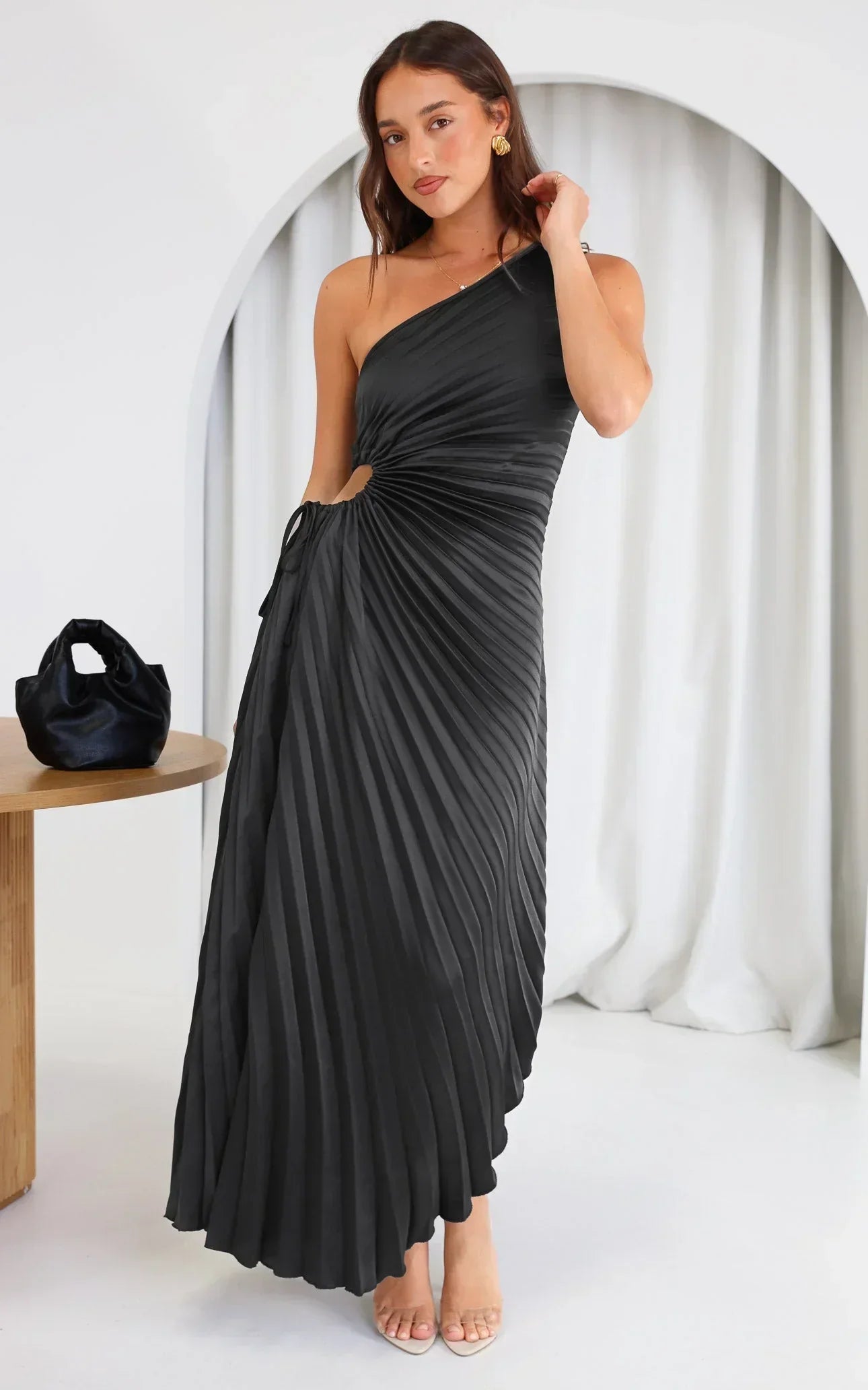 Sylviana - Ein-Schulter-Kleid mit Plissee Midi