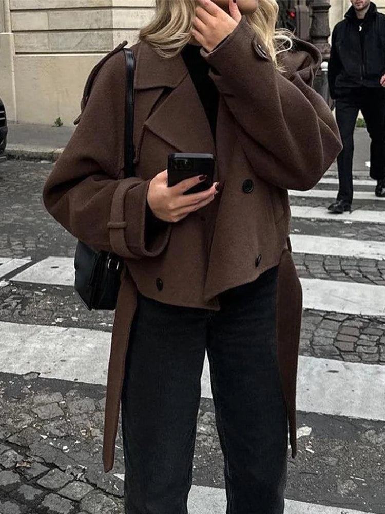 Maria - Brauner Retro-Wollmantel mit langen Ärmeln