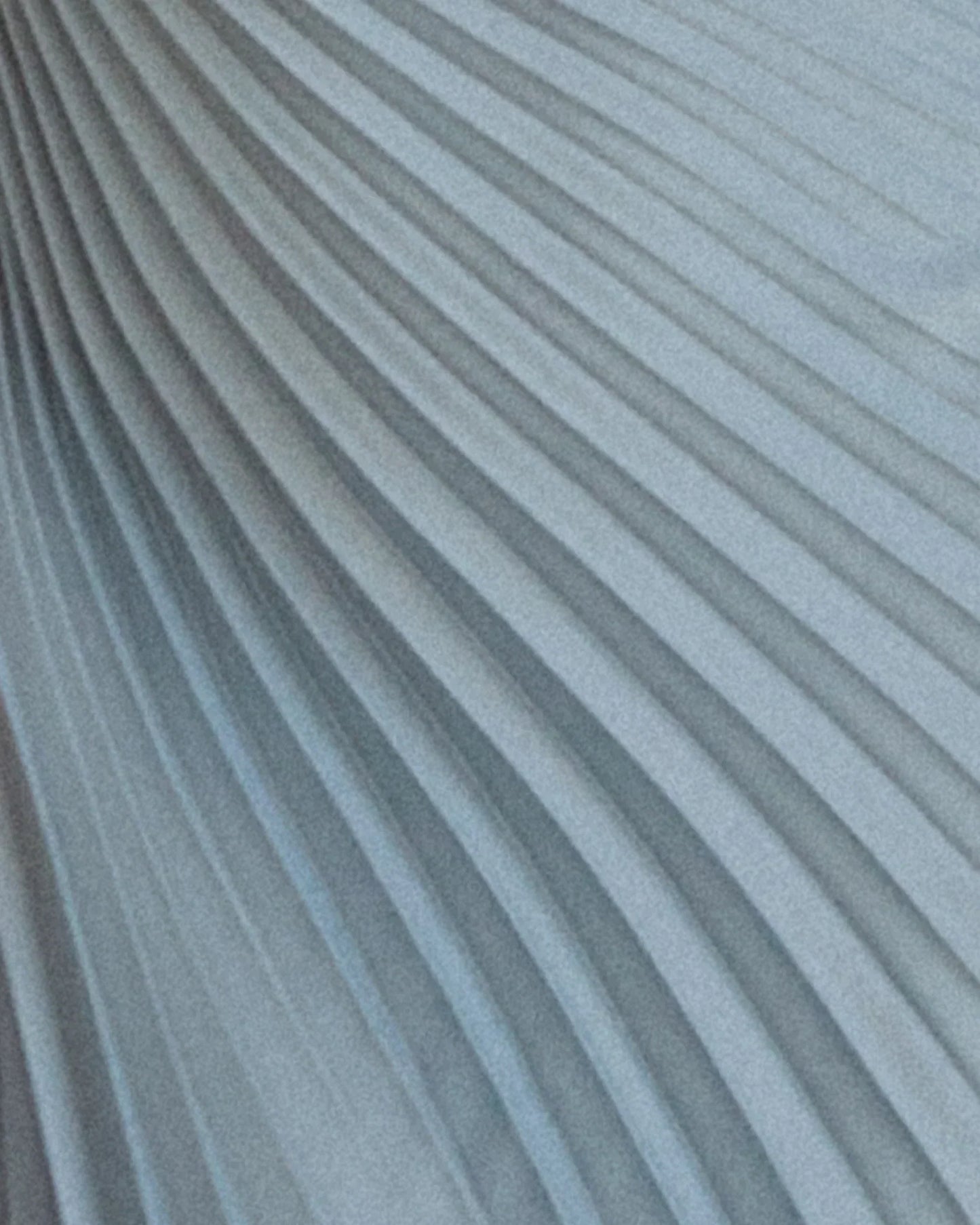 Sylviana - Ein-Schulter-Kleid mit Plissee Midi