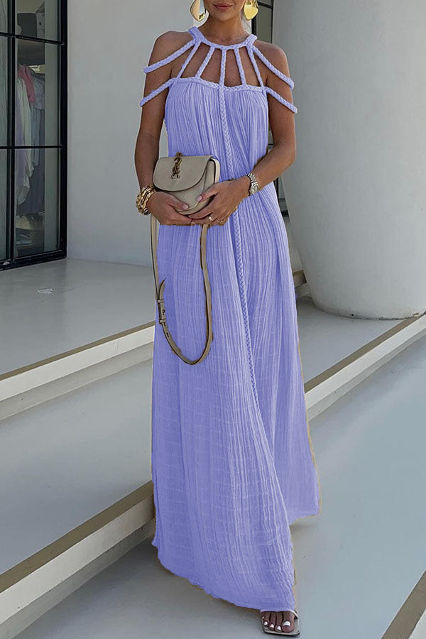 Polina - Plissiertes langes Kleid mit Seilgeflecht und kunstvollem Ausschnitt