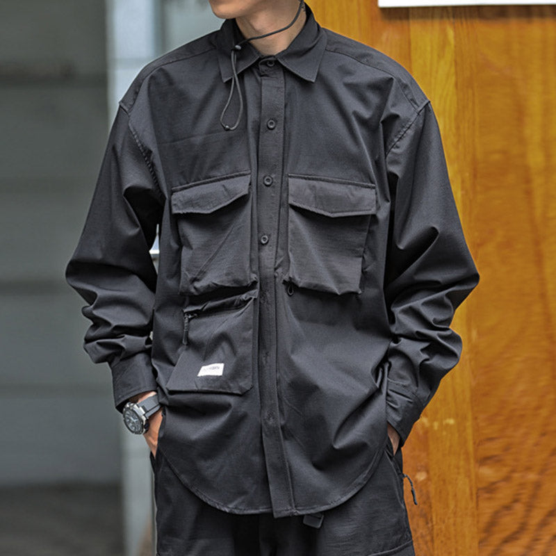 Japanisches lockeres Hemd mit mehreren Taschen
