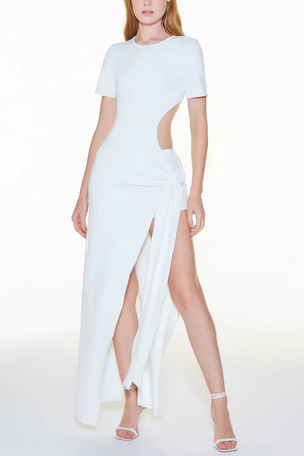 Mille - Langes Kleid mit Schlitz und Seitenknoten