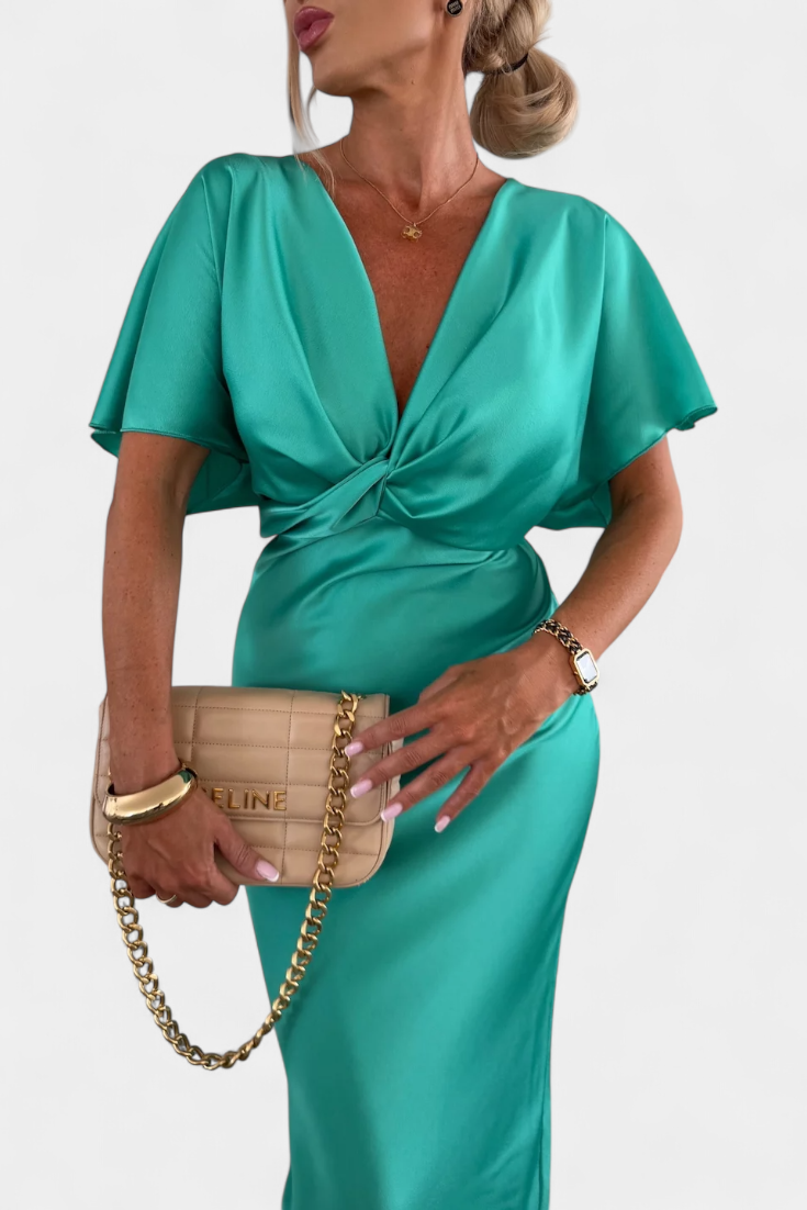 Emryn – Weiches Kleid mit gekreuztem Knoten
