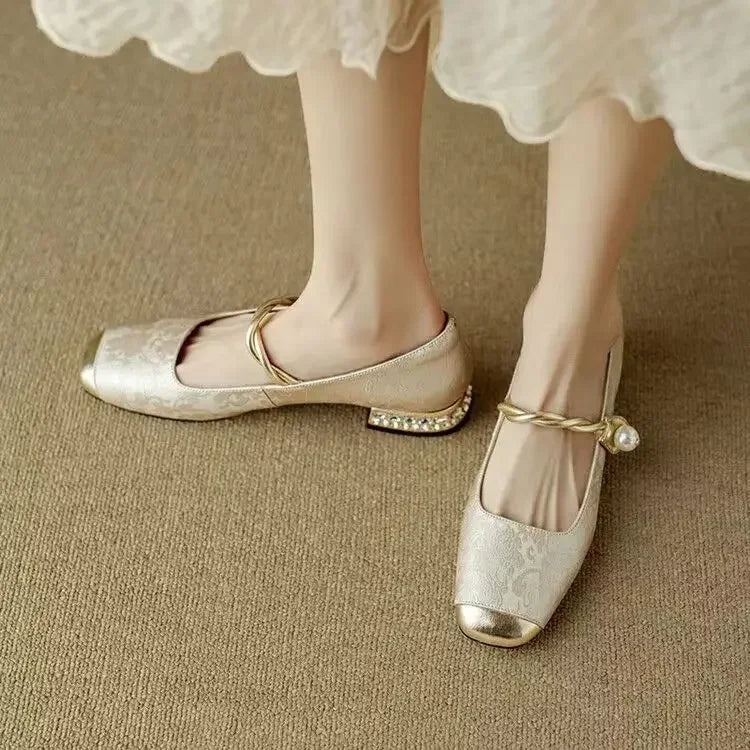 Cilia - Sandalen (Kleine Größe - wählen Sie eine mehr)