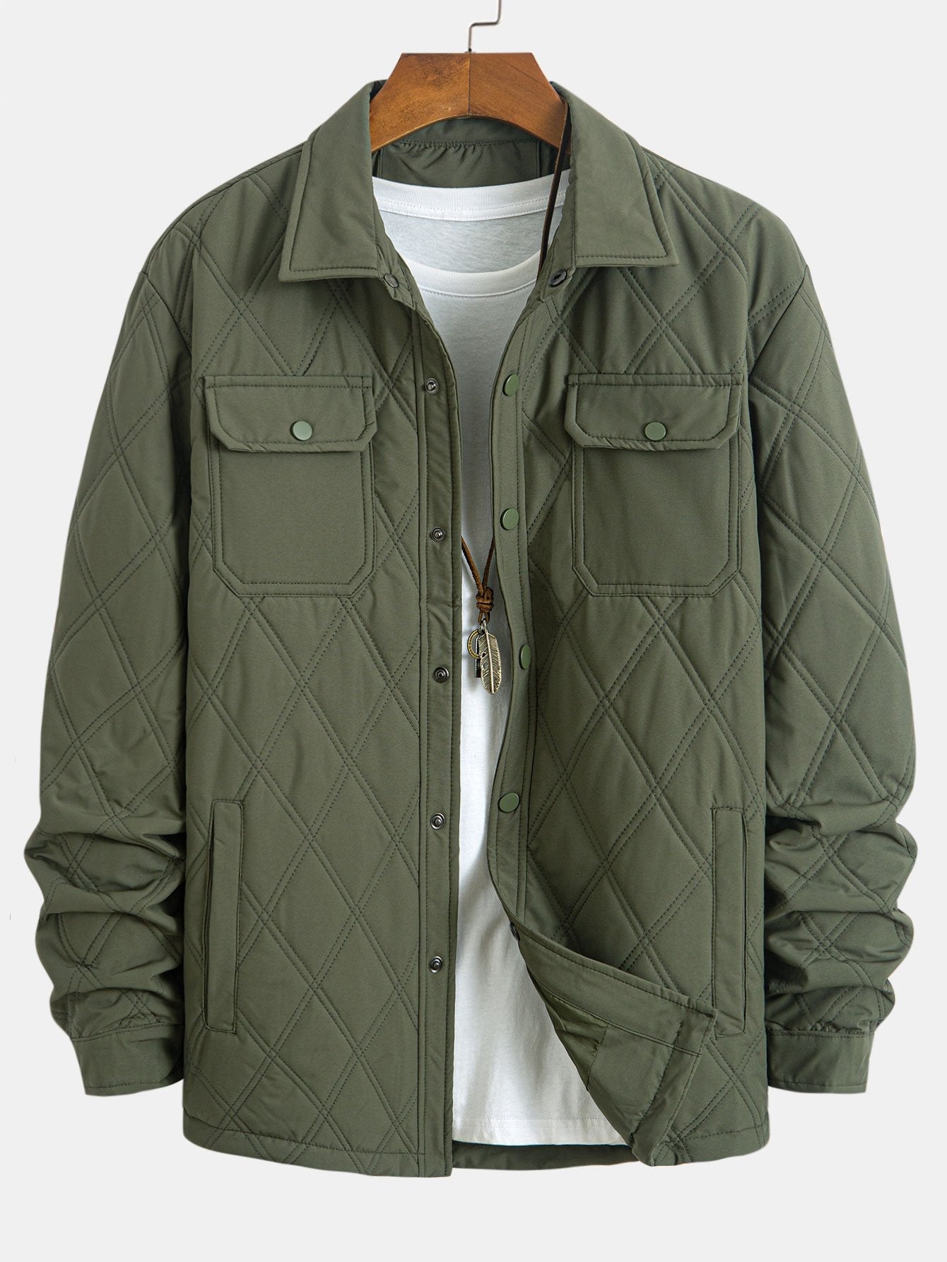 Gestepptes Overshirt mit Knöpfen