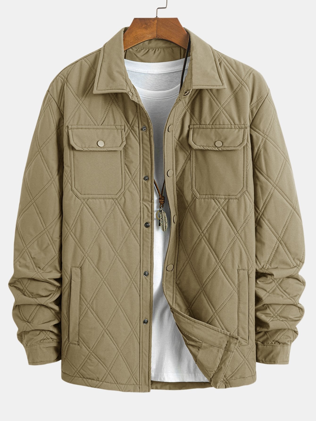 Gestepptes Overshirt mit Knöpfen