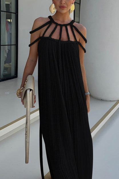 Polina - Plissiertes langes Kleid mit Seilgeflecht und kunstvollem Ausschnitt