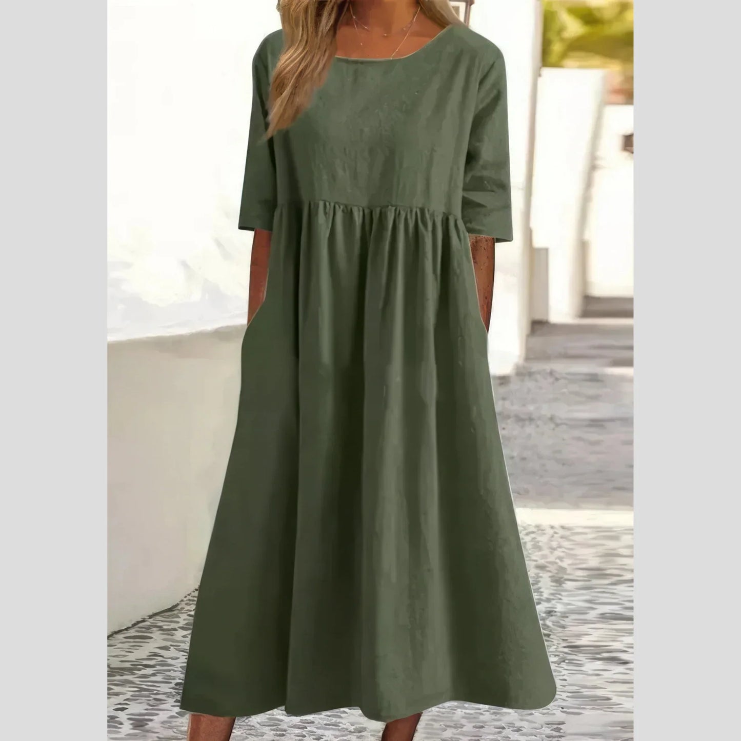 LORETTA - ELEGANTES UND SCHMEICHELHAFTES KLEID