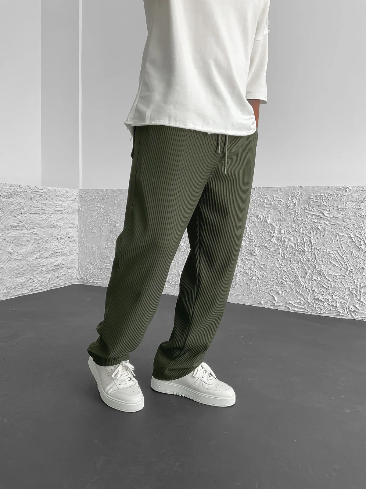 Niko - Gerippte Relaxed Fit-Hose