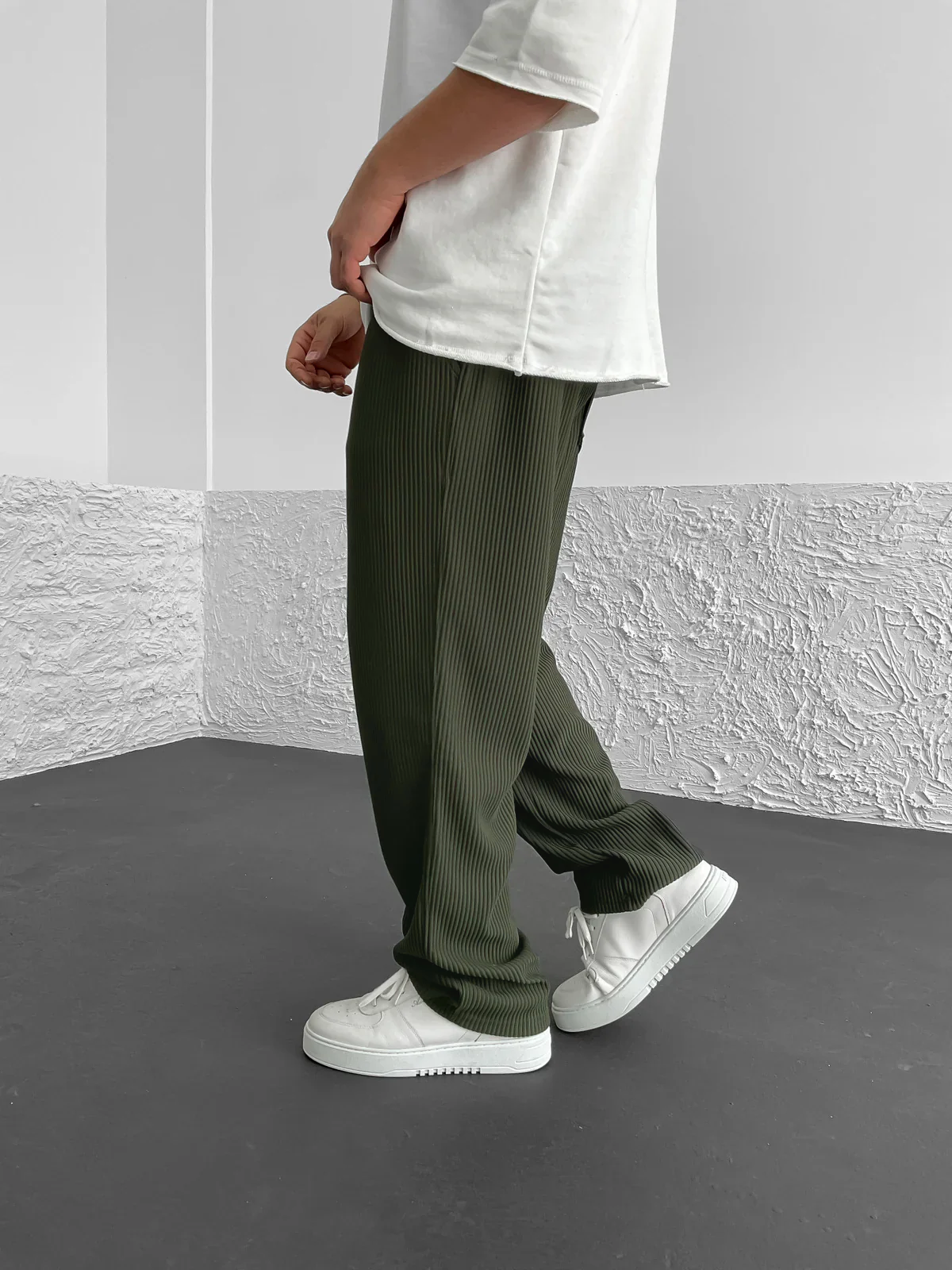 Niko - Gerippte Relaxed Fit-Hose