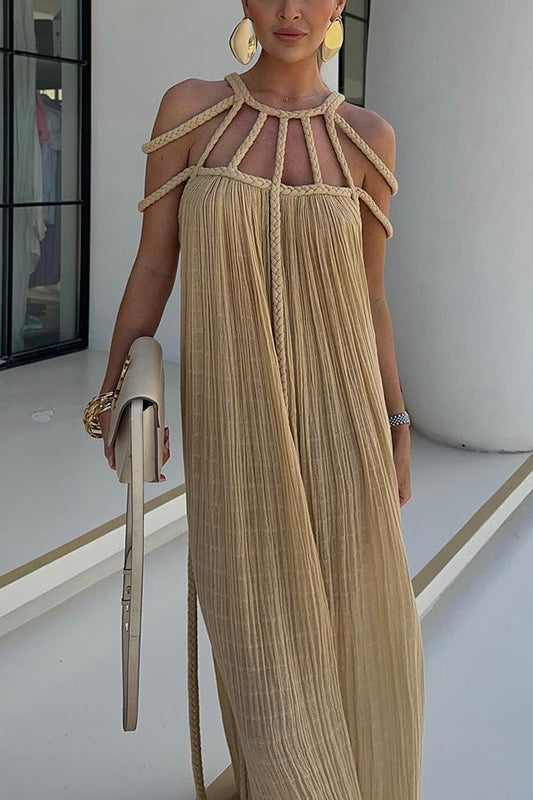 Polina - Plissiertes langes Kleid mit Seilgeflecht und kunstvollem Ausschnitt