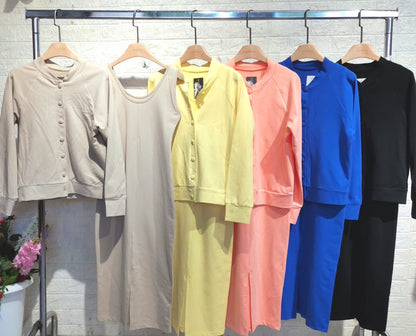 Karin - Rippstrick-Midikleid & Bomberjacken-Set