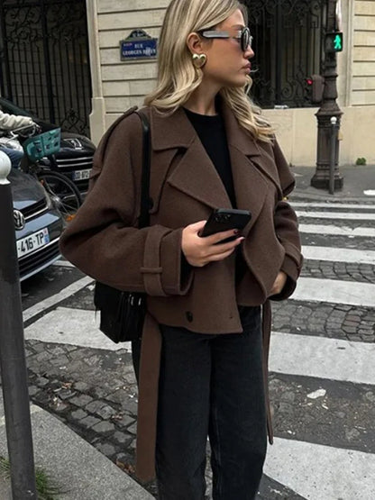 Maria - Brauner Retro-Wollmantel mit langen Ärmeln