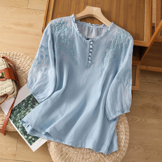 Evelyn - Bestickte Bluse mit Knopfleiste