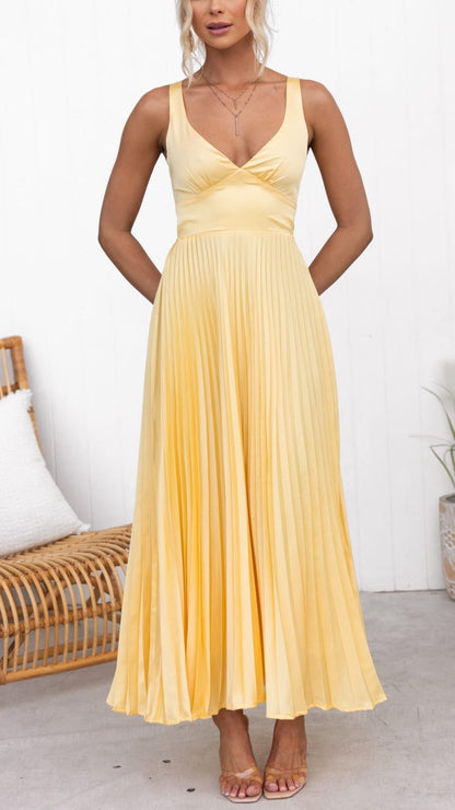 Aby - Gelbes plissiertes Maxikleid mit V-Ausschnitt