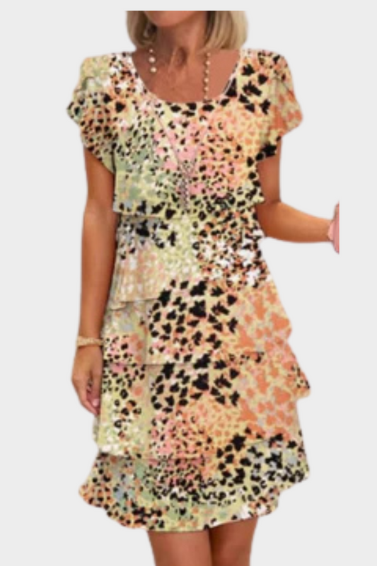 Eri - Buntes, vielseitiges und stilisiertes Paillettenkleid mit Leopardenprint