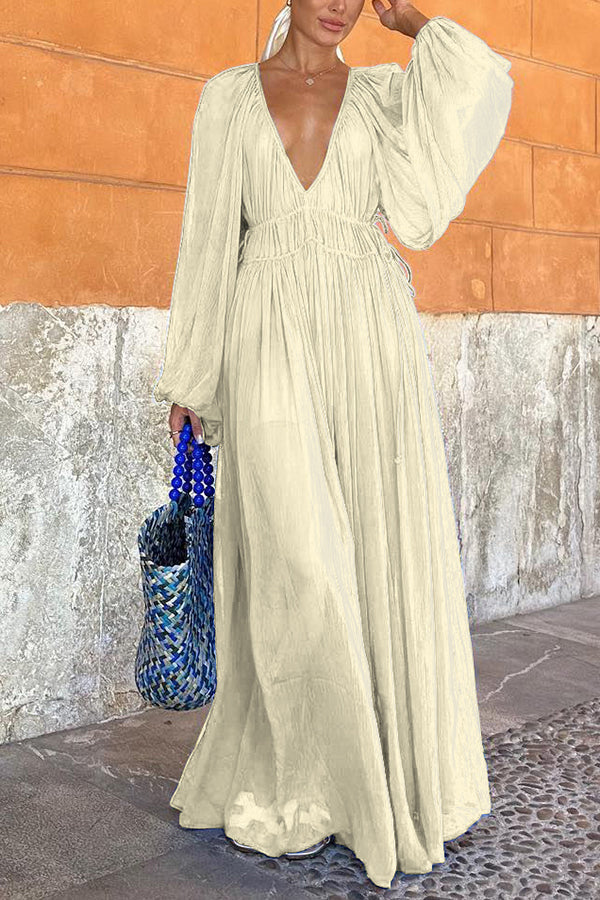 Neva - Blaues langes Kleid mit Puffärmeln und gewellter Taille