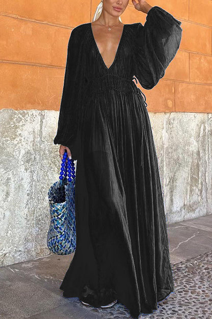 Neva - Blaues langes Kleid mit Puffärmeln und gewellter Taille