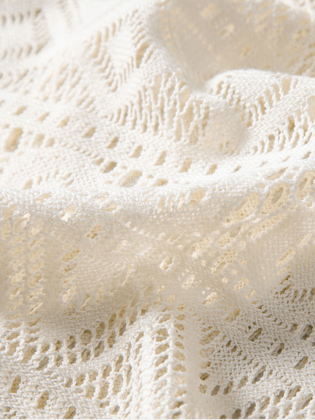 Kurzärmeliges kubanisches Hemd mit geometrischem Strukturmuster