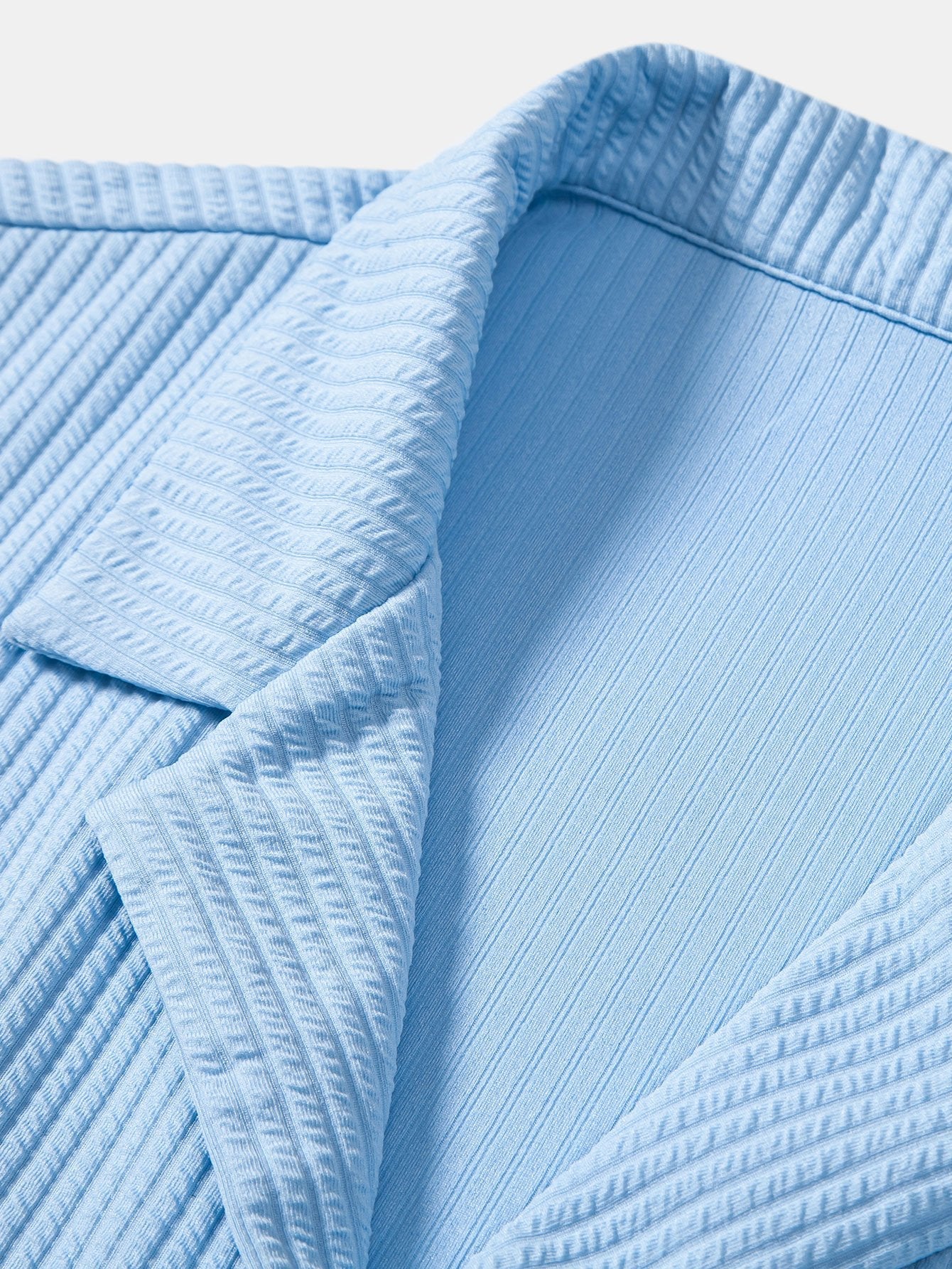 Muscle Fit geripptes tiefes kubanisches Hemd