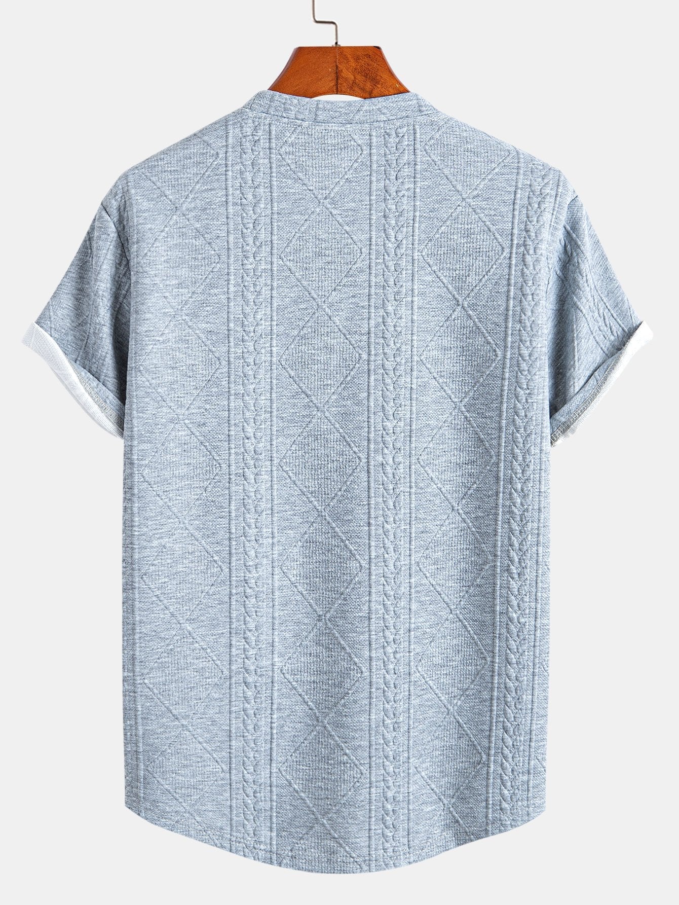 Kurzarm-T-Shirt mit geometrischem Jacquard-Muster und gebogenem Saum
